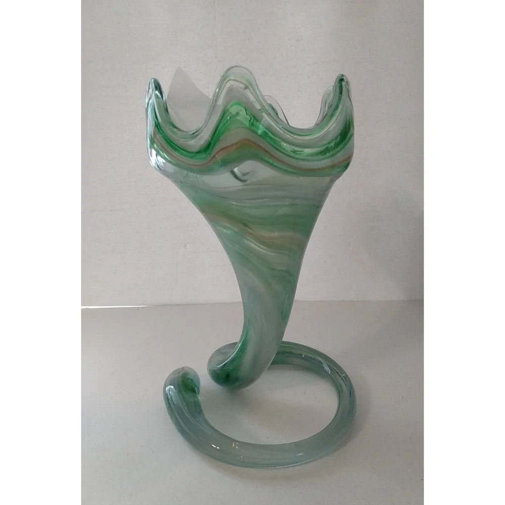 Slag Glass Stretch Ruffled Top Vase Green Swirl Art Glass Centerpiece 10